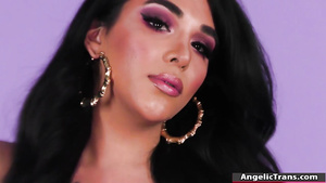 Steamy TS latina bareback nail by big knob