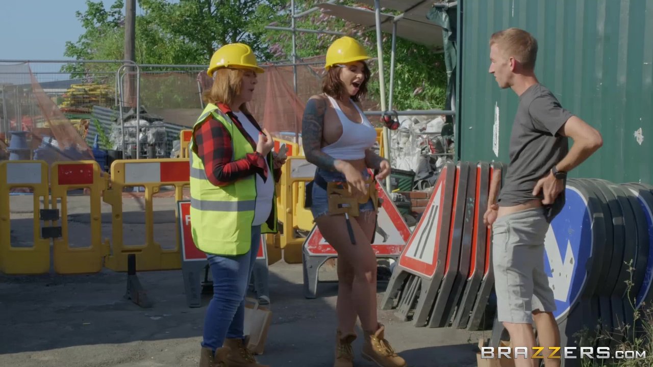 A female construction worker Ivy Lebelle sucking and fucking a massive D   Xozilla.com