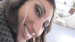 Kinky babe rubs pussy and squeezes juicy boobs on camera