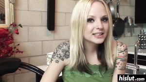 Faye lets a friend get laid her rear end