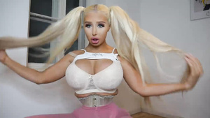 Real Life Barbie Cumming At Gym Class