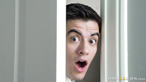 Milf boss Diamond Jackson gets her fleshy pussy poked by white massive cock