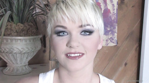 Cum loving amateur bitch Claudia Downs screwing