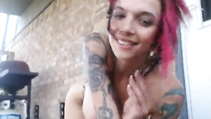 Amateur Sex emo girl with her new sex act machine