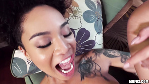 Kinky cutie Honey Gold sits down on Brad Knight's face