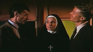 Beautiful babe in corset gets her pussy pleased in bar