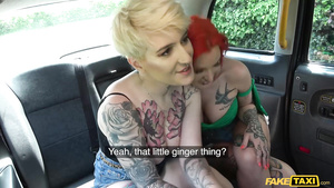 Two punk lesbians serve each others pussies at the backseat