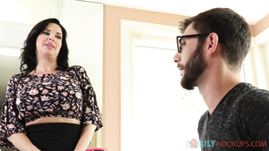 Veronica Avluv - Stepmom Supports My Cock!