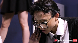 Even nerdy student can fool around with two hard cocks