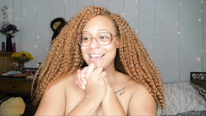 Fat ebony camwhore masturbates in hot way