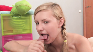 Russian teen and her boyfriend shagging - young amateur couple