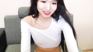 cute Chinese asian loves to tease - solo on webcam