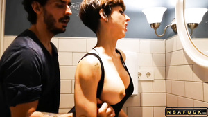Tantalizing Dark-Haired Mom Knows Exactly What She Wants