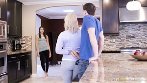 Shocking Young Man Haven't Fucked Such Old And Chubby Woman Before!