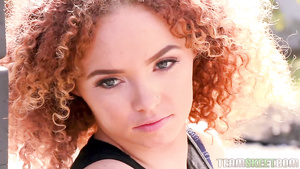 Eli Luxx got picked up from bus stop and pleasured hardcore fuck