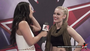 Sexy blonde pornstar Ash Hollywood takes part in fuck job competition