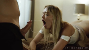 Hot babe Kenna James amazing porn clip