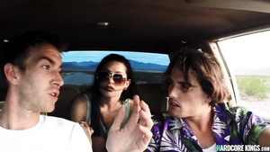 Darkhaired Babe hitchhiker nailed in motel