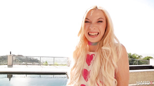 Massive Penis Expands Her Twat - Kenzie Reeves