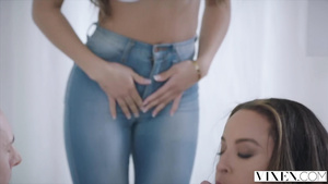 YOUNG SLUT Teanna Trump Teaches Her Bestie How To Blow Like A Pro