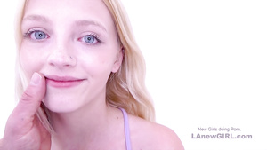 Skinny Coed gets tight twat humped in studio