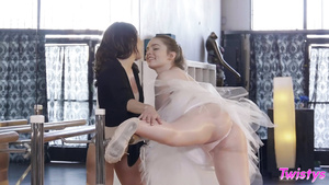 Mary Moody and Vera King licking like there's no tomorrow