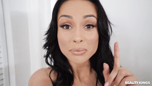 Naked russian MILF Crystal Rush jumps up on JMac's big cock