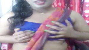 Tempting Indian amateur MILF hot cam sex show