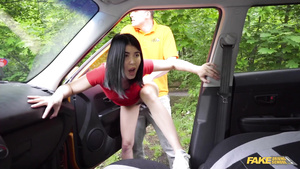 Lady Dee spreads her legs wide open for a big dick