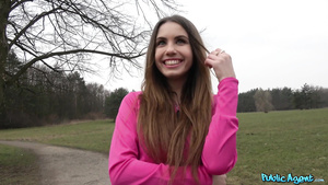 Public Agent - Luscious Jogger Fornicateed In The Woods 1 - Elle Rose