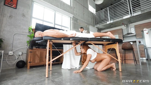 Kinky MILF Scarlett Sommers massage crazy porn movie