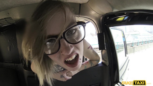 Tempting harlot heart-stopping porn clip