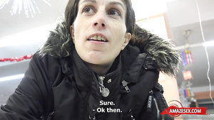 Steamy porn babe blowing off and money shot