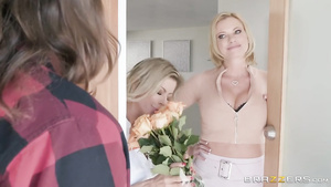 MILFs Briana Banks and Alexis Fawx share young penis