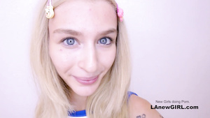 Cute teenage girl gets tight pie filled with sperm