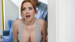 Sexy Scarlett Jones catchy sex movie