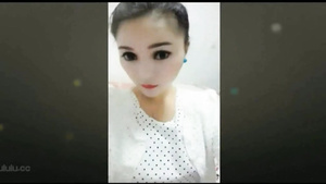 Amateur homemade Asian porn with young Chinese girl