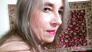 Marie does striptease and play with herself