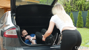 Nikki Nuttz's Trapped Heat Turns into Wild MILF Desire