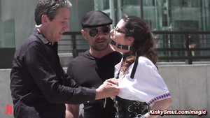 Masochistic slave ravaged in public bar