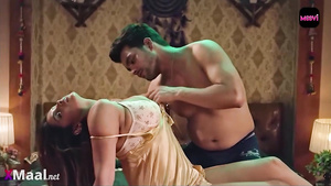 Sexually aroused Indian MILF mind-blowing porn clip