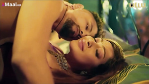 Raunchy Indian Hot MILF Video