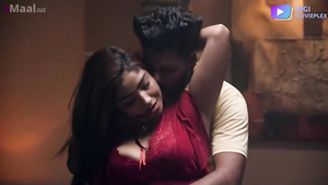 Beautiful Indian MILF horny porn scene