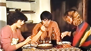 French classic porn with Julia Perrin. "Ca aide beaucoup" (1979)