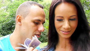 HUNT4K. Girl has lost money so she earns it by making..